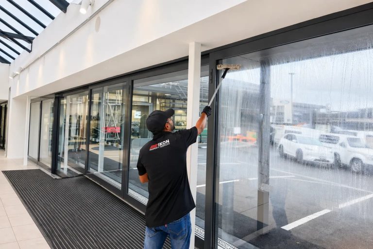 Commercial glass cleaning